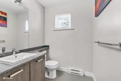 Kitchen Photo of 4 5888 144 Street, Surrey, BC