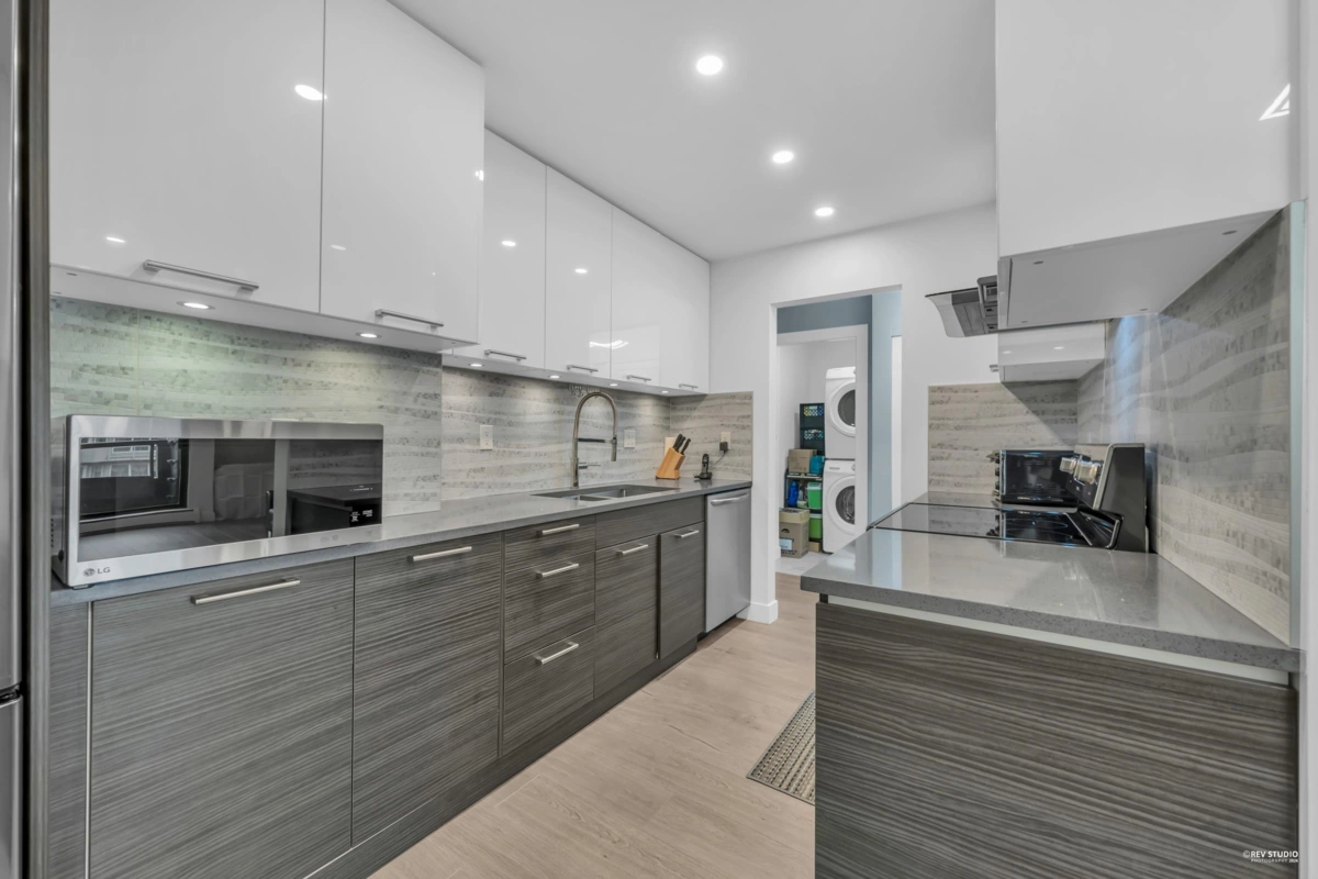 Family Room Photo of 317 8600 Ackroyd Road, Richmond, BC