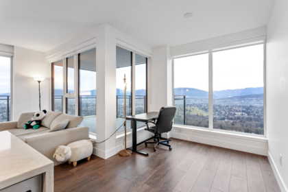 Walk-In Closet Photo of 3608 4711 Hazel Street, Burnaby, BC
