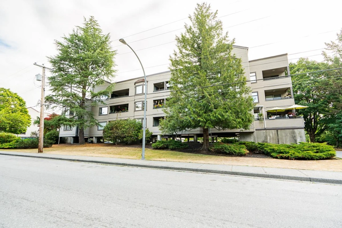 Living Room Photo of 106 5224 204 Street, Langley, BC