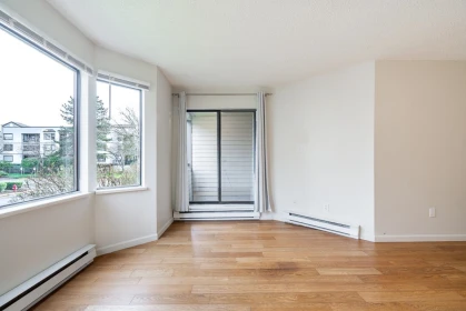 Breakfast Nook Photo of 106 5224 204 Street, Langley, BC
