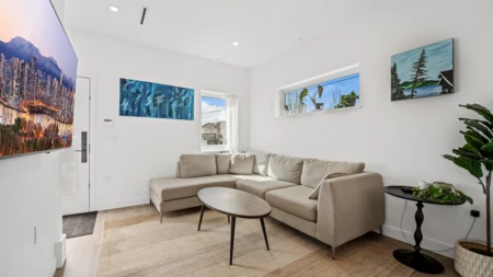 225 E 57th Avenue, Vancouver, BC, Vancouver — Half Duplex for sale