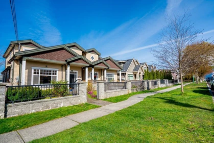 903 Cliff Avenue, Burnaby, BC, Burnaby — Half Duplex for sale