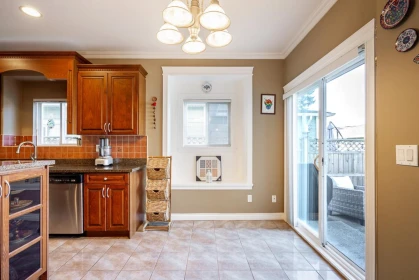 Loft / Bonus Room Photo of 903 Cliff Avenue, Burnaby, BC