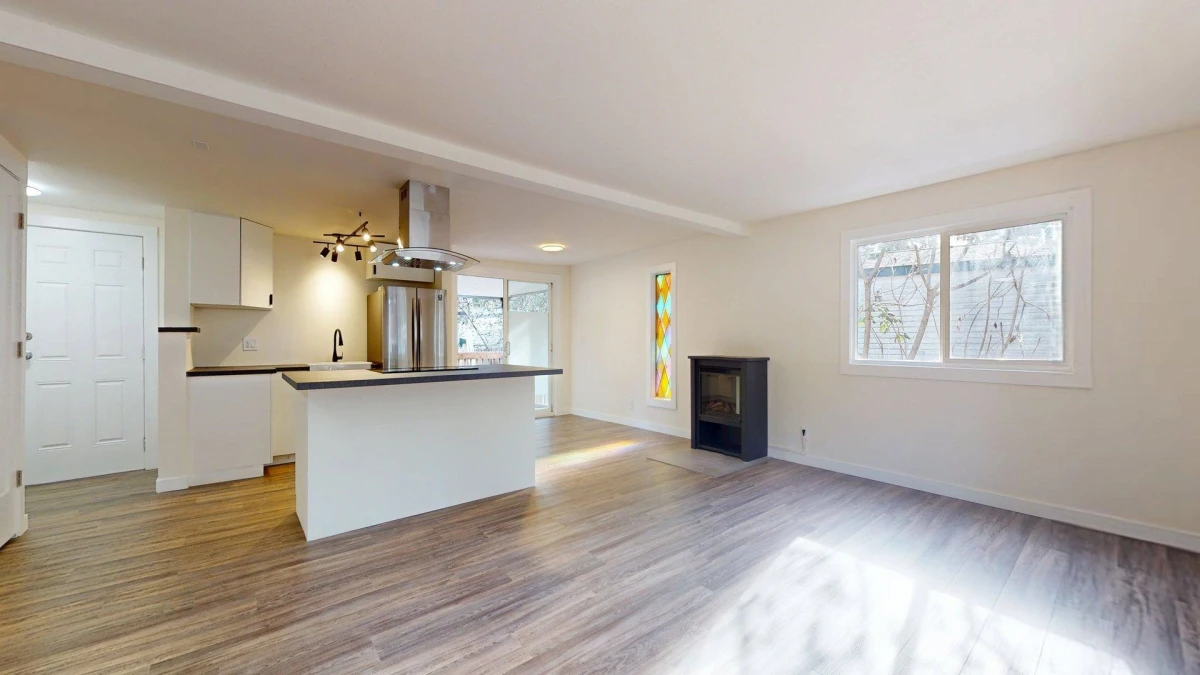 Dining Area Photo of 144 1830 Mamquam Road, Squamish, BC