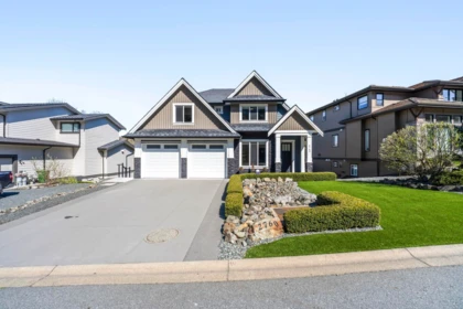 2760 Aquila Drive, Abbotsford, BC, Abbotsford — Single Family Residence for sale