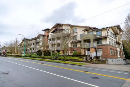 Neighborhood Park Photo Near 212 6500 194th Street, Surrey, BC