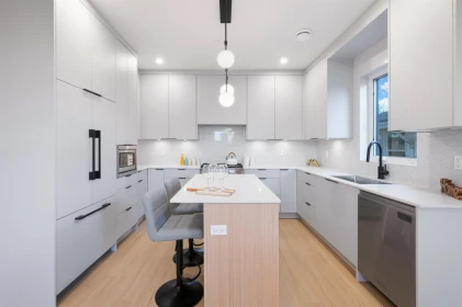 Primary Bedroom Photo of 6 4855 Venables Street, Burnaby, BC