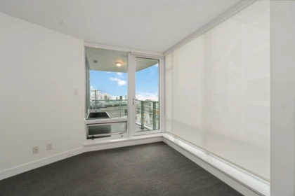 Loft / Bonus Room Photo of 404 1762 Davie Street, Vancouver, BC