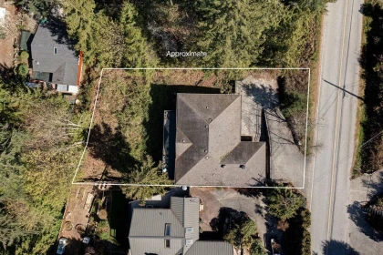 Outdoor Deck Photo of 5886 Sandy Hook Road, Sechelt, BC