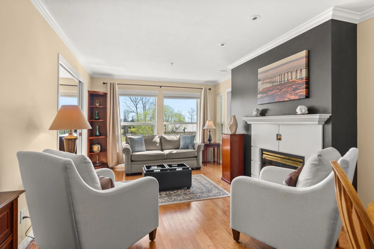 Dining Area Photo of 225 12931 Railway Avenue, Richmond, BC