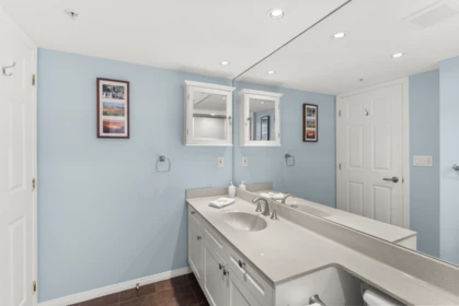 Hot Tub / Spa Photo of 225 12931 Railway Avenue, Richmond, BC