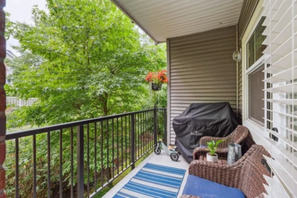 Office / Den Photo of 202 19530 65 Avenue, Surrey, BC
