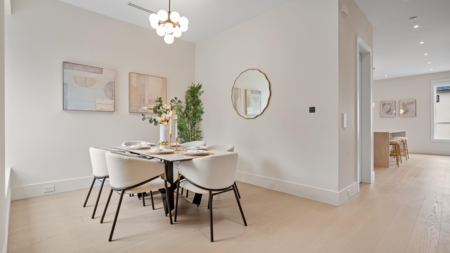 Kitchen Island Photo of 2 6070 Elgin Avenue, Burnaby, BC