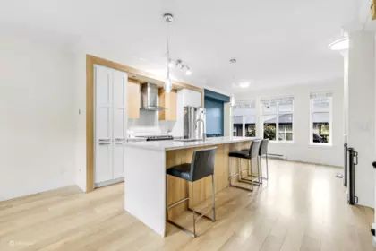 Kitchen Island Photo of 68 6350 142 Street, Surrey, BC