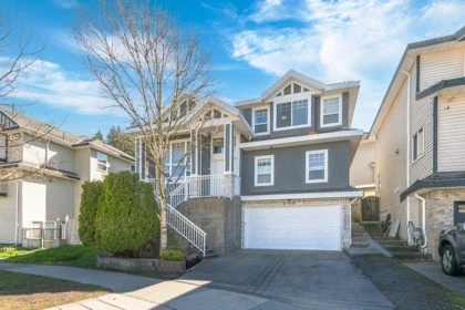Front Yard Photo of 14588 62 Avenue, Surrey, BC