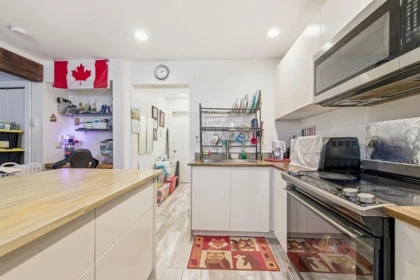 Staircase Photo of 14588 62 Avenue, Surrey, BC