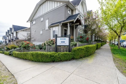 12 6588 195a Street, Surrey, BC, Surrey — Townhouse for sale