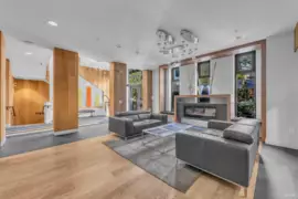 307 733 W 14th Street, North Vancouver, BC
