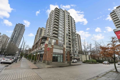 Garden / Landscaping Photo of 903 4182 Dawson Street, Burnaby, BC