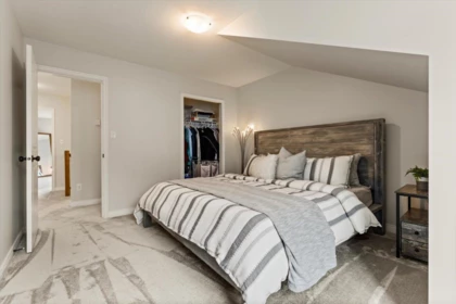 Garage Interior Photo of 2 46808 Hudson Road, Chilliwack, BC