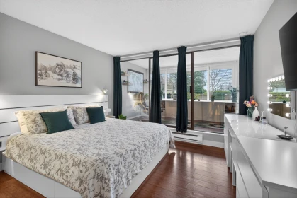 Breakfast Nook Photo of 109 15272 19 Avenue, Surrey, BC