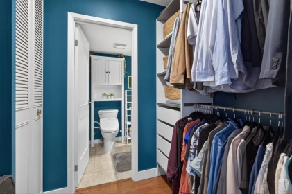 Primary Bathroom Photo of 109 15272 19 Avenue, Surrey, BC