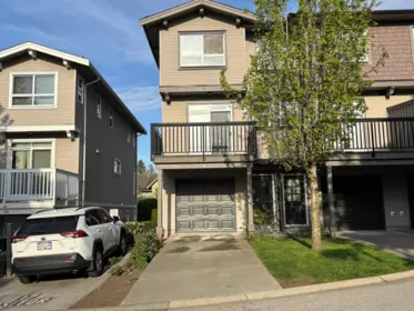 Kitchen Photo of 181 2729 158 Street, Surrey, BC