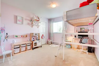 Hallway Photo of 3331 Rosemary Heights Crescent, Surrey, BC