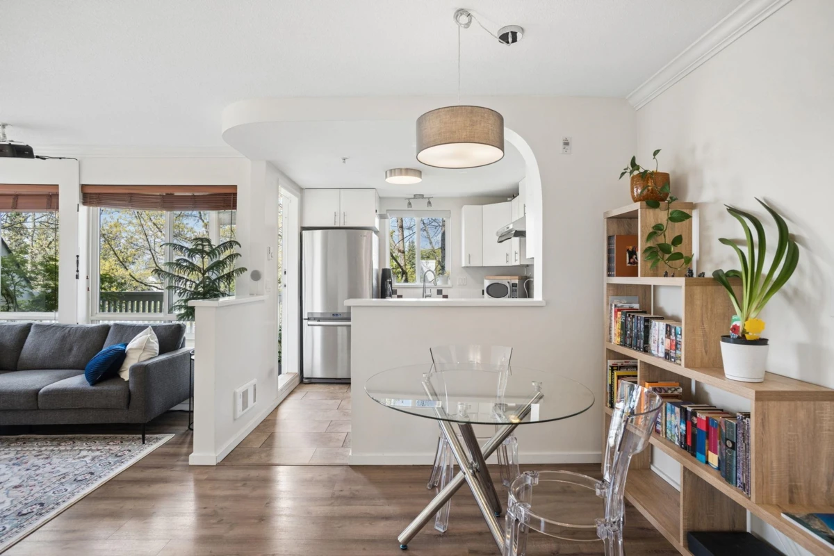 Dining Area Photo of 304 6833 Village Green, Burnaby, BC