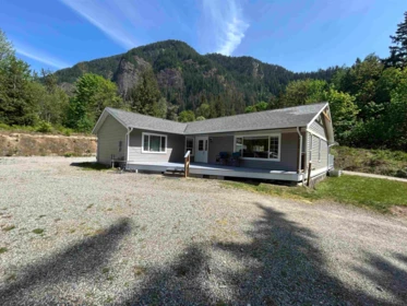 Community Amenities Photo (Clubhouse) of 63666 Old Yale Road, Hope, BC