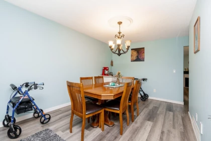 Kitchen Island Photo of 59 34250 Hazelwood Avenue, Abbotsford, BC