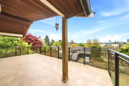 Entry Foyer Photo of 80 Courtney Crescent, New Westminster, BC
