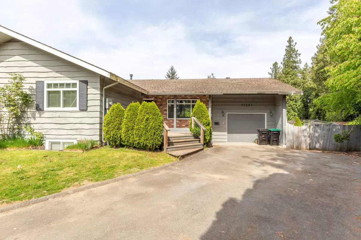 Exterior Rear Photo of 20281 47a Avenue, Langley, BC