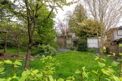 Front Yard Photo of 6138 Portland Street, Burnaby, BC