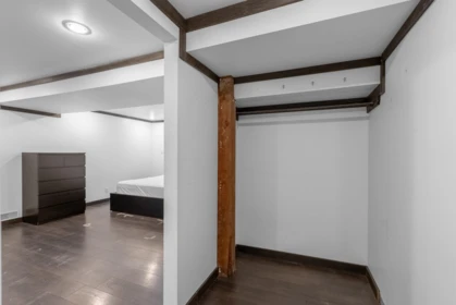 Mudroom Photo of 6138 Portland Street, Burnaby, BC
