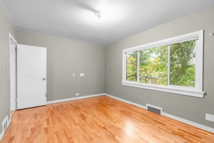 Office / Den Photo of 6138 Portland Street, Burnaby, BC