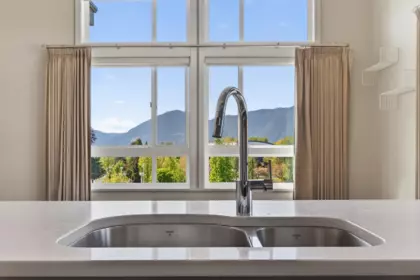 Breakfast Nook Photo of 403 9130 Corbould Street, Chilliwack, BC