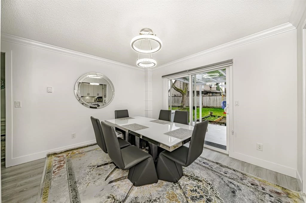 Dining Area Photo of 13232 82 Avenue, Surrey, BC