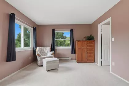Entry Foyer Photo of 1 20484 53 Avenue, Langley, BC