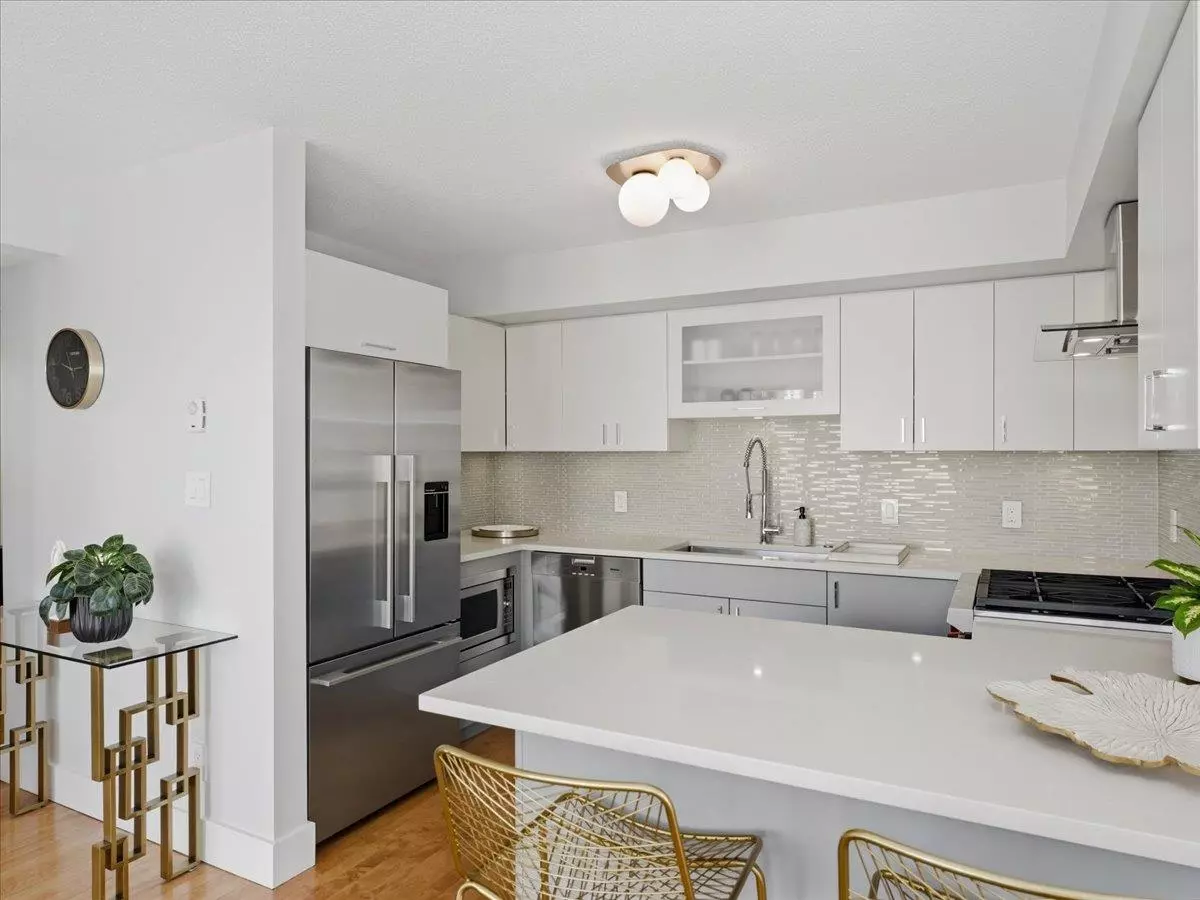 Family Room Photo of 805 1238 Richards Street, Vancouver, BC