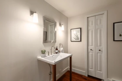 Walk-In Closet Photo of 1935 W 12th Avenue, Vancouver, BC