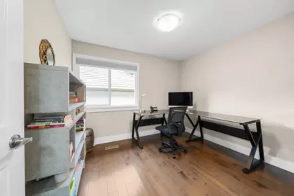 Mudroom Photo of 1818 Camelback Court, Coquitlam, BC