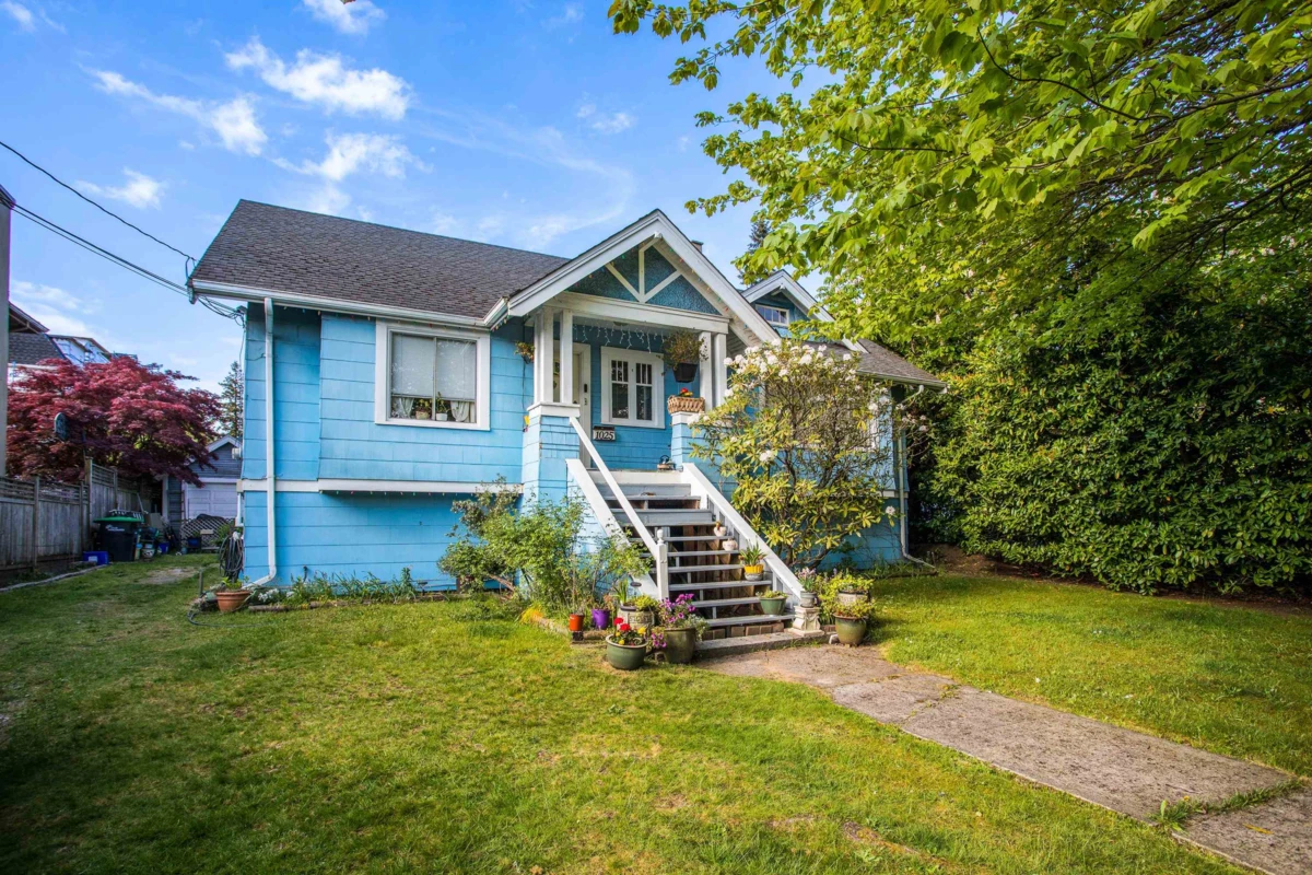 Exterior Rear Photo of 1025 W 57th Avenue, Vancouver, BC