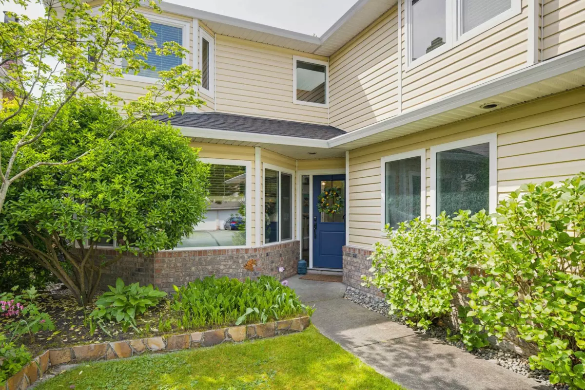 Exterior Rear Photo of 5954 49 Avenue, Delta, BC