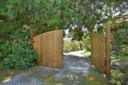 8071 Wildwood Road, Halfmoon Bay, BC, Halfmoon Bay — Single Family Residence for sale