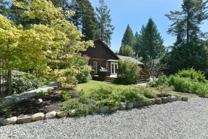 8071 Wildwood Road, Halfmoon Bay, BC, Halfmoon Bay — Single Family Residence for sale