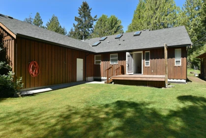 Laundry Room Photo of 8071 Wildwood Road, Halfmoon Bay, BC