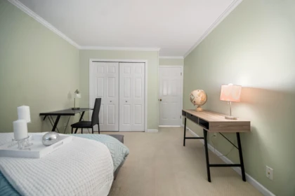 Mudroom Photo of 106 15270 17 Avenue, Surrey, BC