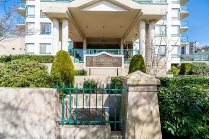 401 121 Tenth Street, New Westminster, BC, New Westminster — Apartment/Condo for sale